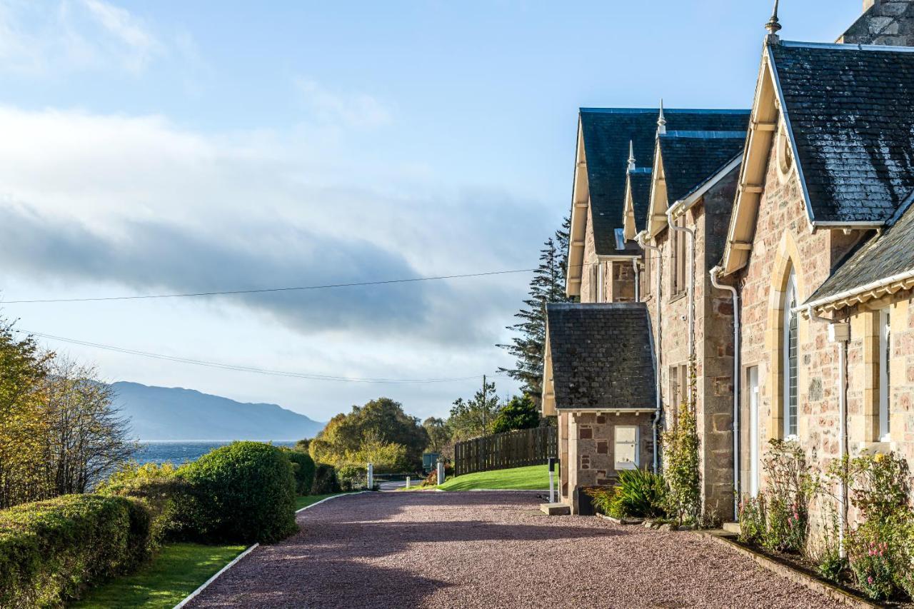 The Old Manse, Loch Ness Villa อินเวอร์เนส ภายนอก รูปภาพ